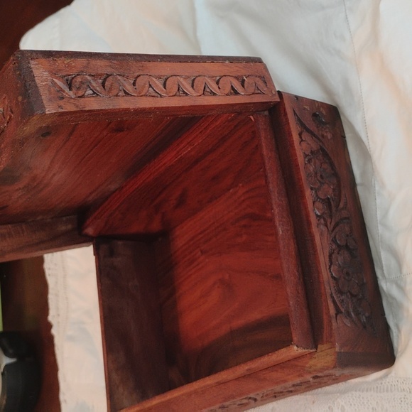 Vintage Archana Wood Jewelry Trinket Box Carved Designs Inlay Taj Mahal on Lid - Picture 3 of 11